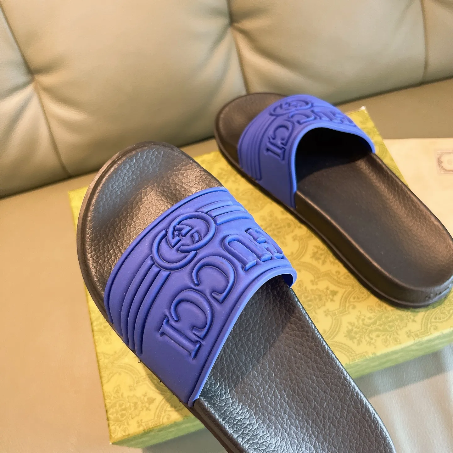 Men's Men's Shoes 130🐮🐮Gucci Gucci Slippers Gucci 2024 latest beach sandals slippers Original molding double G LOGO Original molding consistent Outsole: Men's Men's Shoes u double-layer outsole Size: 35-46